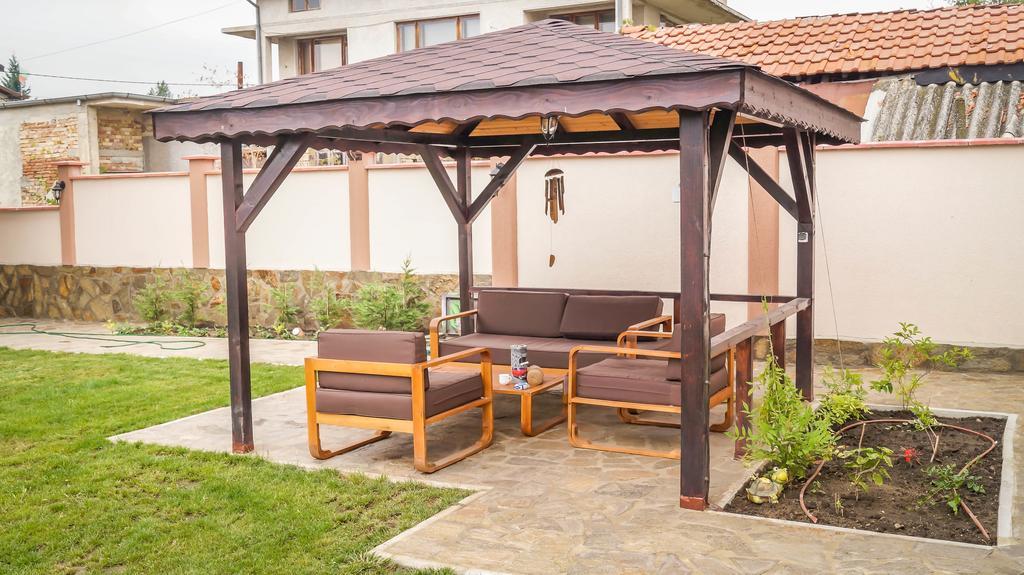 Guest House Meridi Priseltsi Extérieur photo